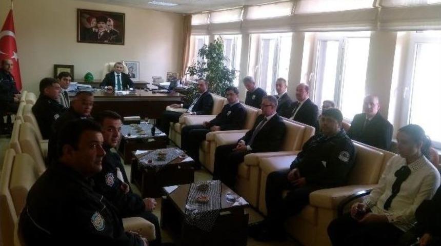 Kaymakamlıktan Polislere &Ouml;d&uuml;l