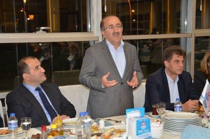 Başkan Gümrükçüoğlu, Arsin Belediye Başkanı Şen Ve Belediye Meclis