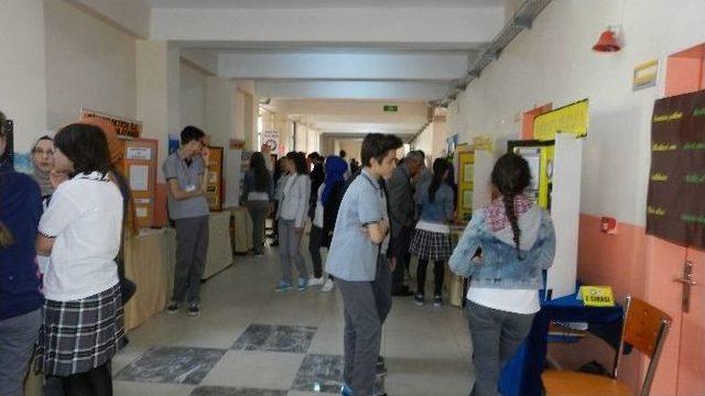 Bozüyük Fen Lisesi’nde Tübitak 4006-bilim Fuarı Sergisi Açıldı 2