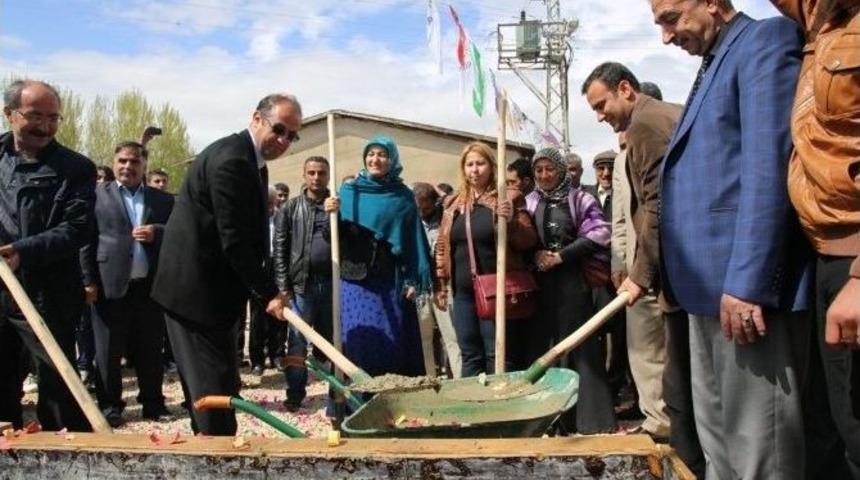 İpekyolu Belediyesi&rsquo;nden Taziye Evi Yapımı