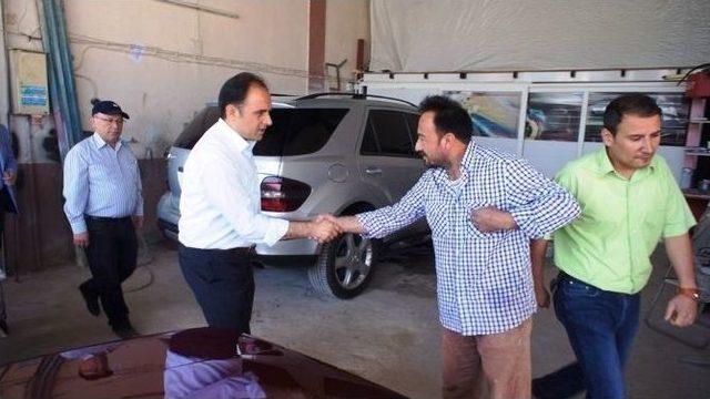 Ak Parti Manisa Milletvekili Adayı Murat Baybatur Sarıg&ouml;l&rsquo;de 1