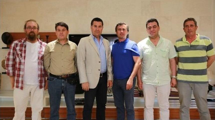 Yelkencilerden Başkan Kocadon&rsquo;a Ziyaret