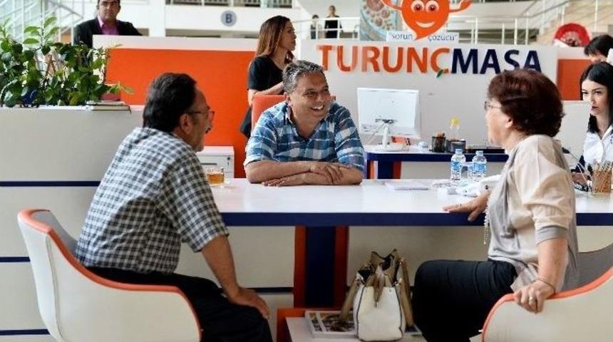 Başkan &Uuml;mit Uysal, Vatandaşı Turun&ccedil; Masa&rsquo;da Karşıladı