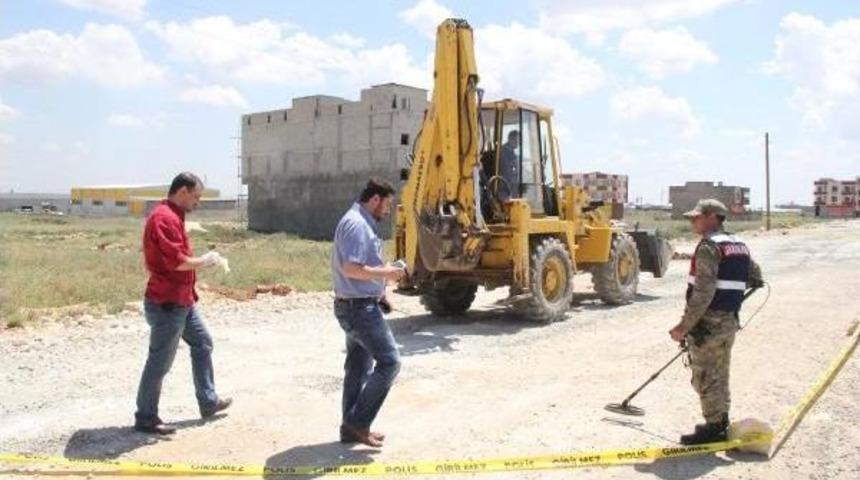 Cinayette Kullanılan Tabanca I&ccedil;in Asfalt Kazdılar