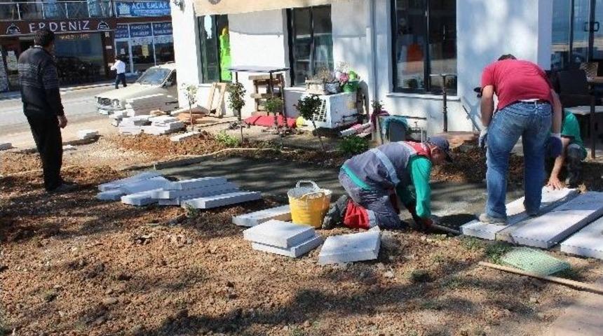 Ak&ccedil;akoca&rsquo;da Peyzaj D&uuml;zenleme &Ccedil;alışmaları Yoğunluk Kazandı