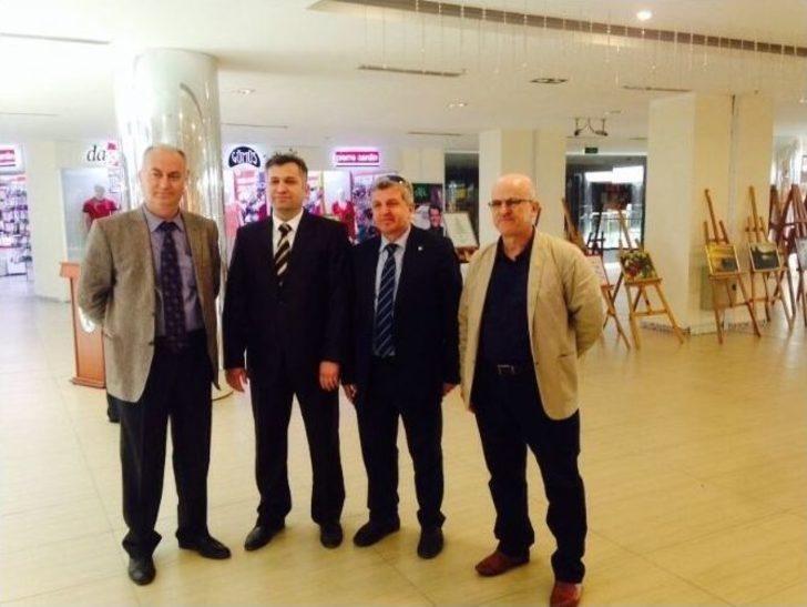 Yenitaşköprü Ortaokulu Resim Sergisi Açıldı G2