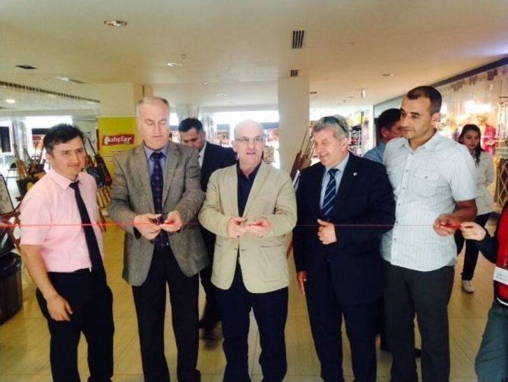 Yenitaşköprü Ortaokulu Resim Sergisi Açıldı G4