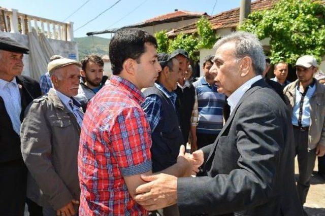 Kocaoğlu ndan Kınıklı Madenci Ailelerine Yıld&ouml;n&uuml;m&uuml; Ziyareti 1