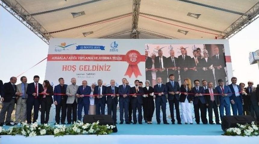 Bakan G&uuml;ll&uuml;ce Tesis A&ccedil;tı, Davullu Zurnalı Yıkıma Katıldı