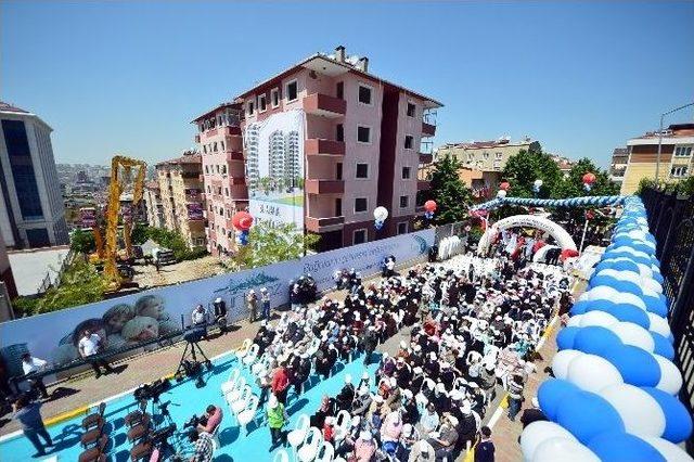 Bakan G&uuml;ll&uuml;ce Tesis A&ccedil;tı, Davullu Zurnalı Yıkıma Katıldı 2