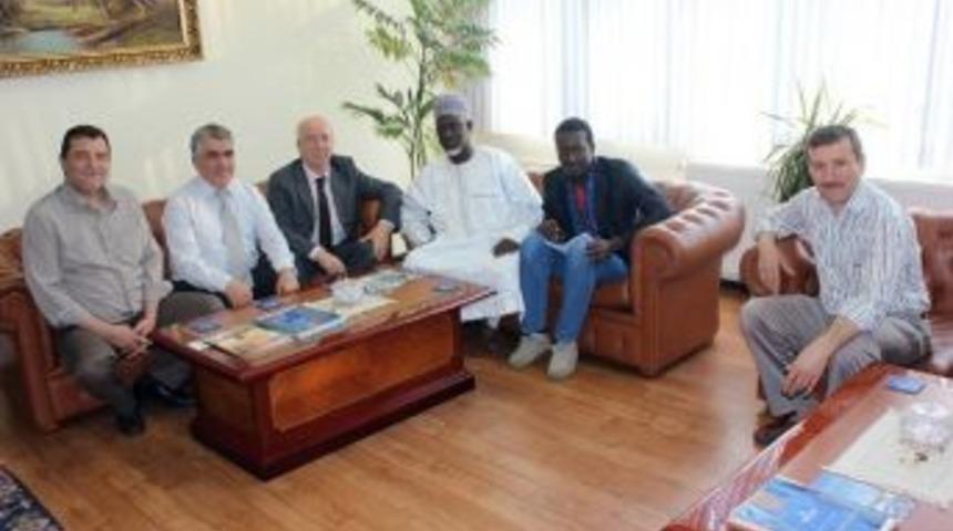 Afrika Stk&rsquo;lar Birliği Başkanından İhlas Vakfı&rsquo;na Ziyaret