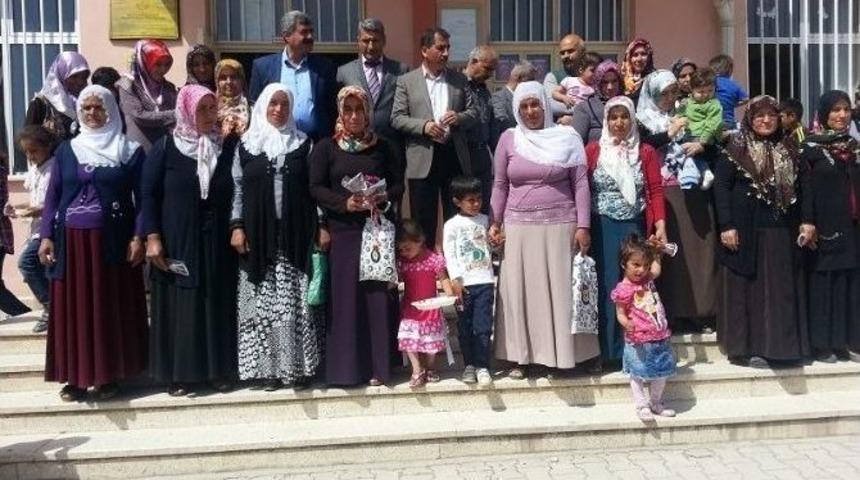 Samsat&rsquo;ta Anneler Yarıştılar