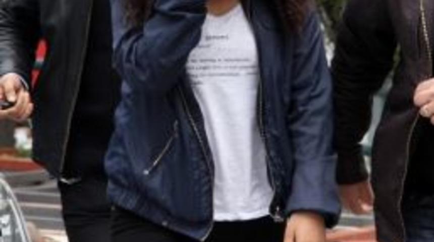 Erkek Arkadaşını Bı&ccedil;aklayan Liseli Kız Tutuklandı