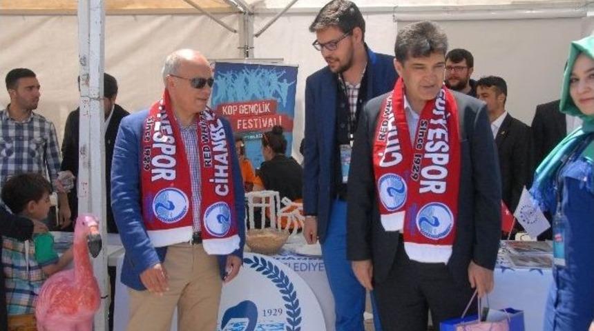 Cihanbeyli Belediyesi Standına B&uuml;y&uuml;k İlgi