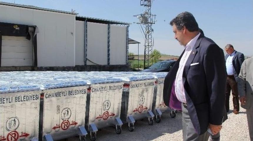 Cihanbeyli&rsquo;ye 600 Yeni &Ccedil;&ouml;p Konteyneri