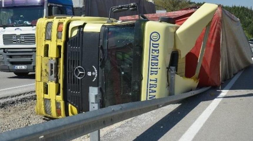 Afyonkarahisar&rsquo;da Trafik Kazası: 1 Yaralı