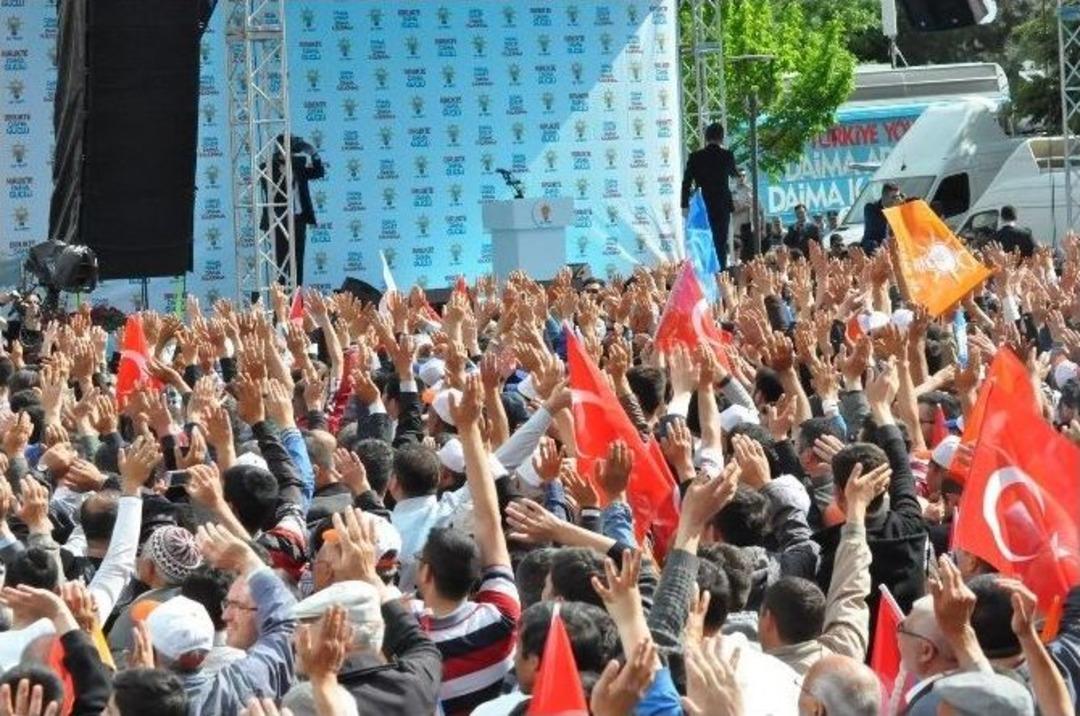 Davutoğlu: &ldquo;ey Gafiller, Karşısında Eski T&uuml;rkiye Yok, Yeni T&uuml;rkiye Var&rdquo;