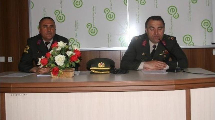 Yozgat&rsquo;ta &Ouml;ğrencilere Astsubay Meslek Y&uuml;ksek Okullarının Tanıtımı Yapıldı