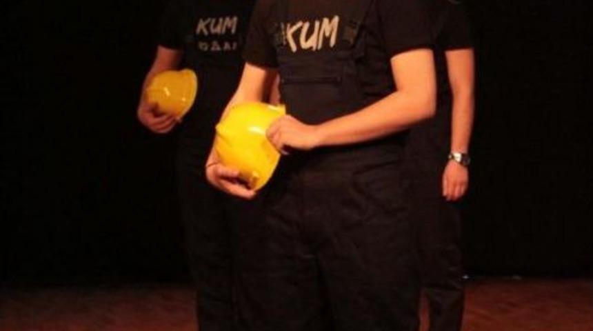 İlahiyat Fak&uuml;ltesi Dekanı'ndan Soma Yorumu: Mafya Hesaplaşmasında Da &Ouml;lebilirlerdi