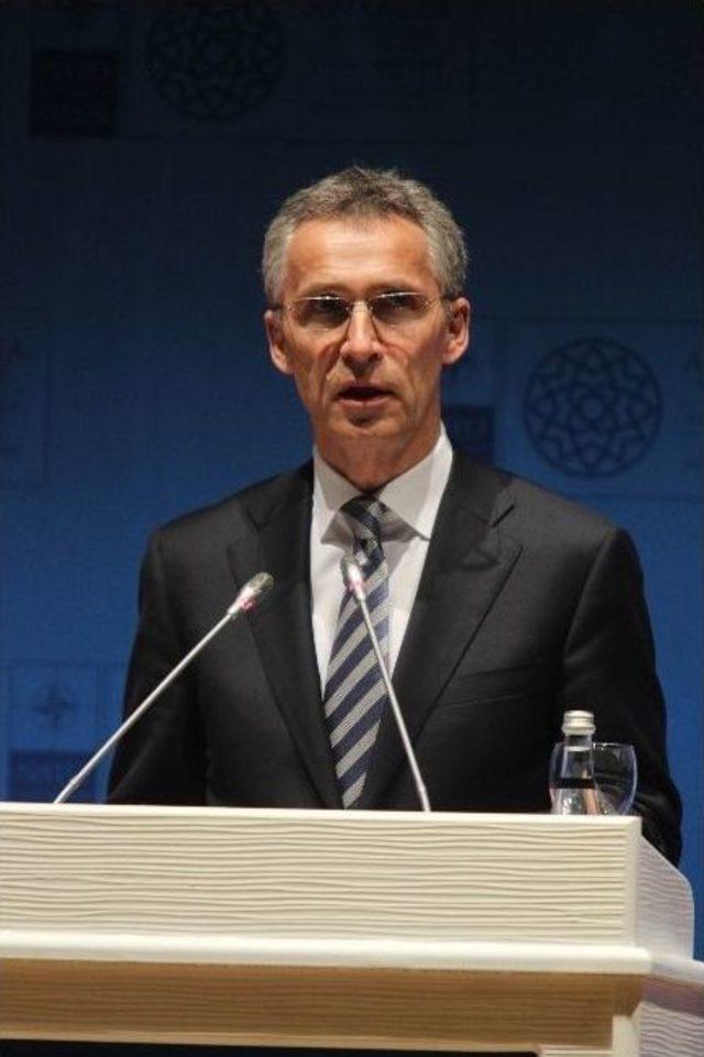 Nato Genel Sekreteri Stoltenberg&rsquo;den Rusya&rsquo;ya &Ccedil;ağrı 1