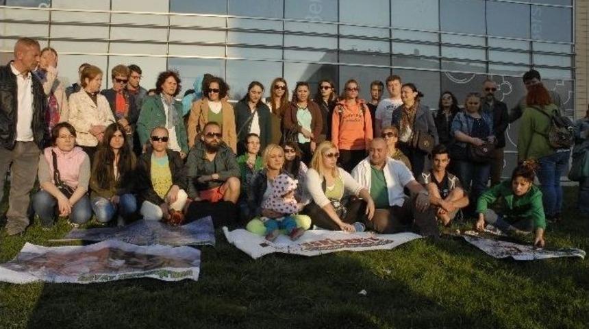 Eskişehir Hayvanları Koruma Derneği&rsquo;nden &lsquo;toplu Hayvan Mezarı&rsquo; A&ccedil;ıklaması