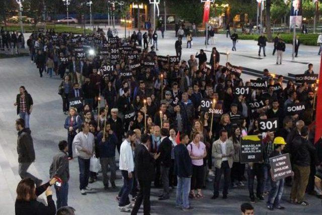 Bolu'da, Soma'da Faciası Protesto Edildi