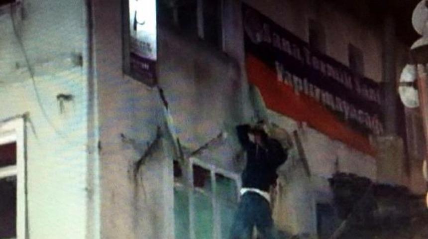 Bartın'da Hdp Binasına Saldırı