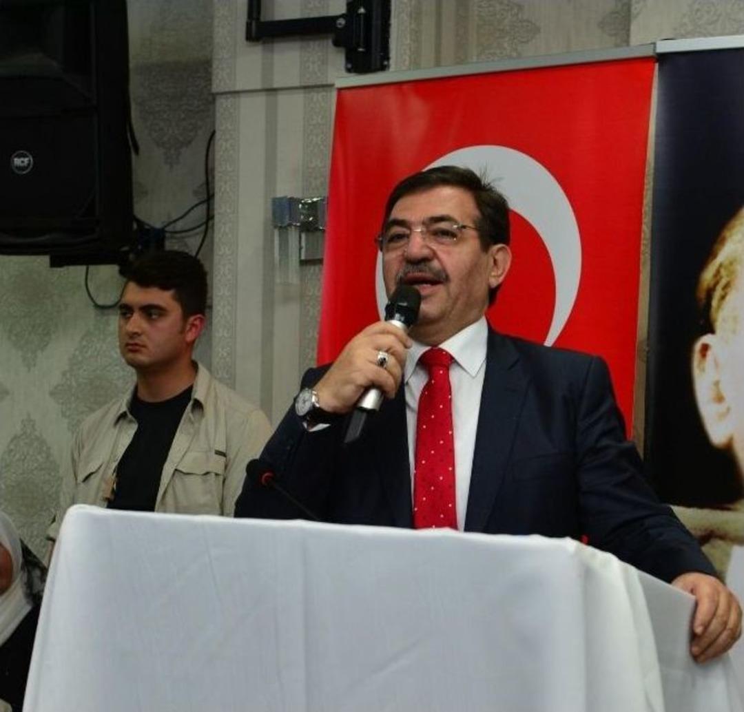 Bakan G&uuml;ll&uuml;ce: &ldquo;12 Eyl&uuml;l Darbesini Yapana Ben Hakkımı Helal Etmem&rdquo;