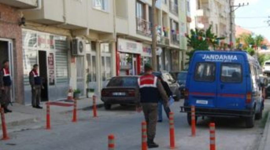 Sopayla Ekmek&ccedil;iyi D&ouml;ven 4 Ş&uuml;pheli Tutuklandı