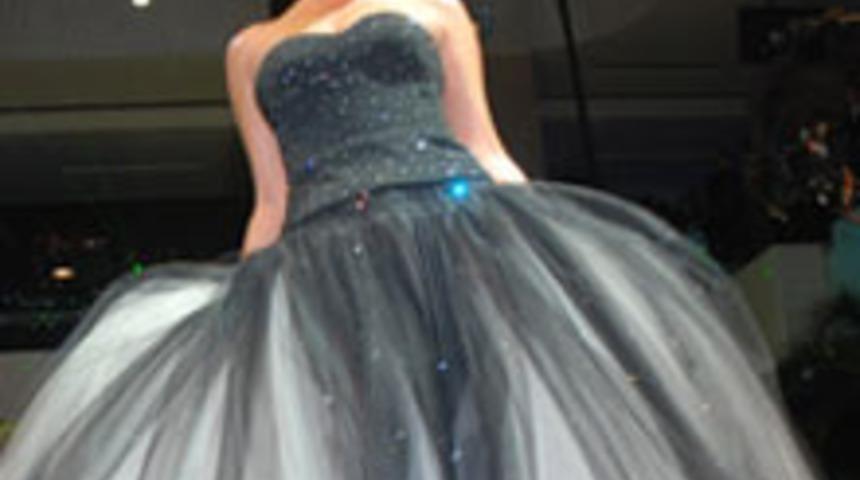 Bu Defileler Ka&ccedil;maz!