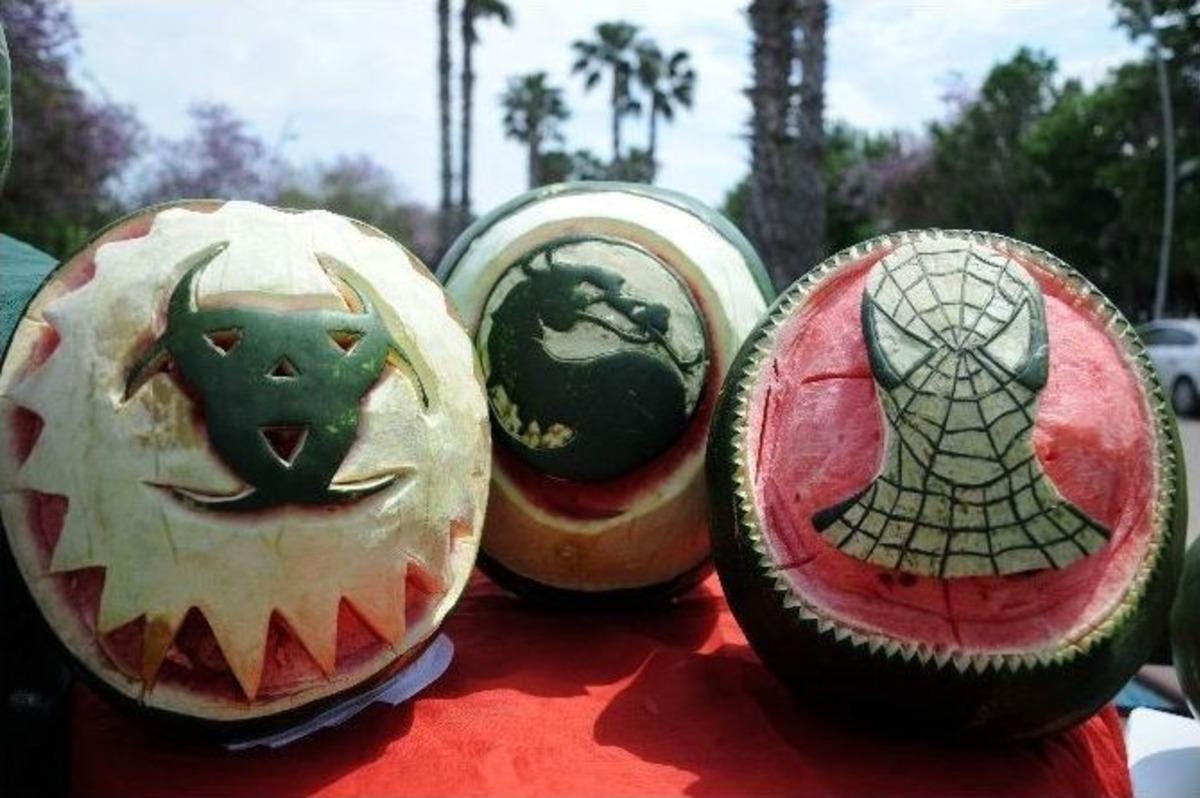 Bu Karpuzlar &Ccedil;ok Şekil