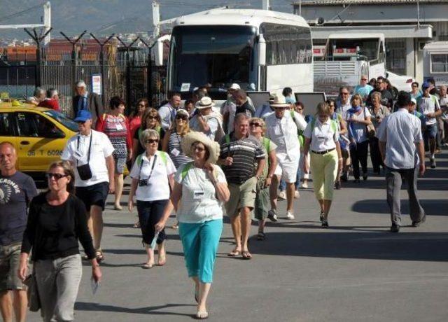 Limanda, Turizm Sezonunda Çalışma Sıkıntısı