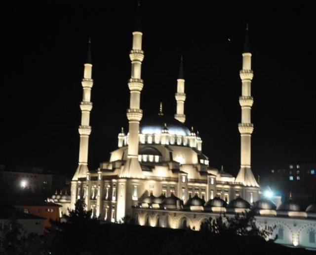 Cumhurbaşkanı Erdoğan, Yarın Kırıkkale'de Cami Açacak