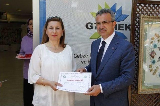 Gesmek Kursiyerleri Sertifikalarına Kavuştu