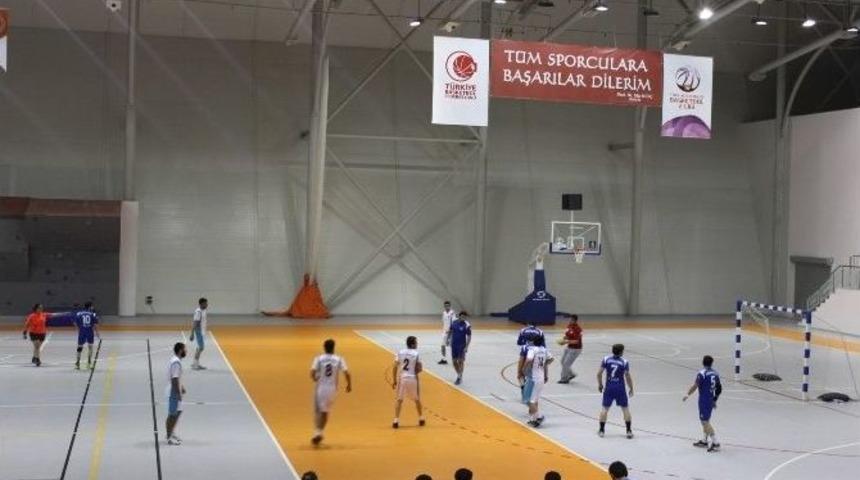 Neh&uuml; &lsquo;&uuml;niversiteler Hentbol 1. Lig Grup Birinciliği M&uuml;sabakaları&rsquo;na Ev Sahipliği Yaptı