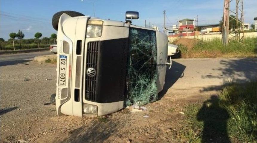 Adıyaman&rsquo;da Trafik Kazası: 2 Yaralı