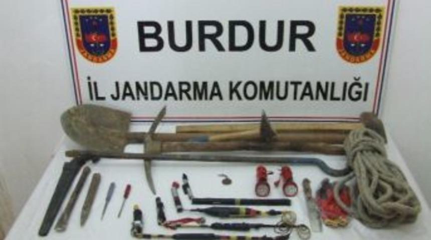 Hisark&ouml;y&rsquo;de Ka&ccedil;ak Kazıya Su&ccedil;&uuml;st&uuml; Baskın