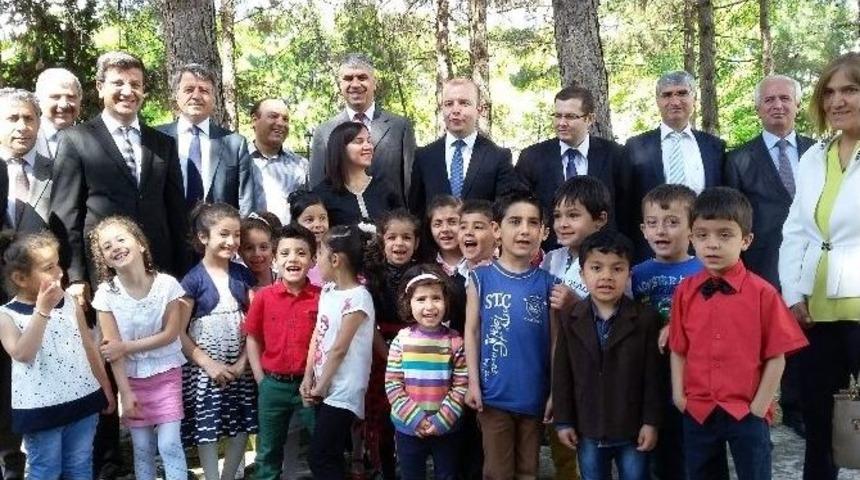 Miniklerin Sergisi B&uuml;y&uuml;k Beğeni Topladı