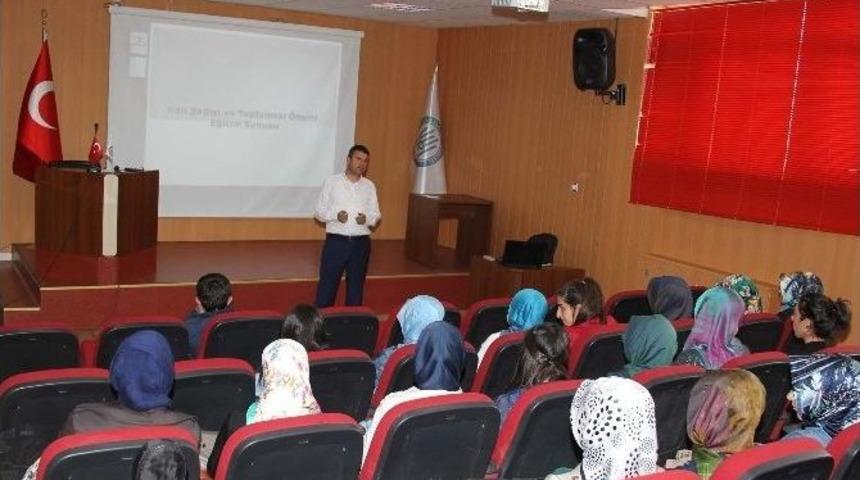 Be&uuml;&rsquo;de &lsquo;toplumda Kan Bağışı Bilinci Oluşturma&rsquo; Konulu Seminer