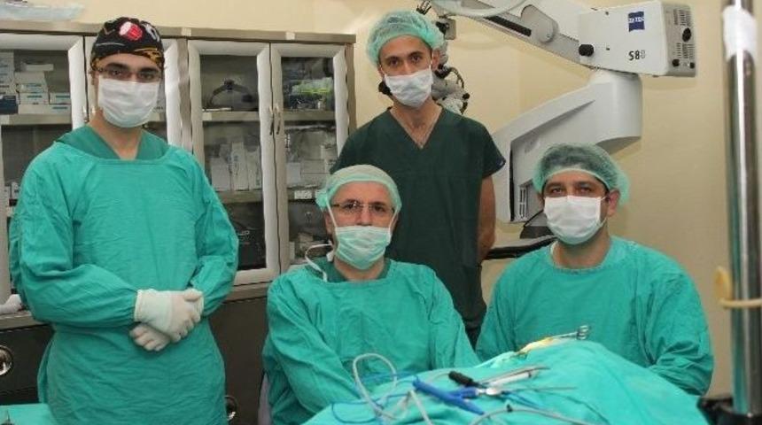 Kayseri’de İlk Defa Kemiğe Çivili İşitme Cihazı Uygulaması Yapıldı