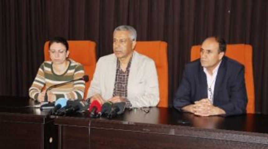 Dtk&rsquo;den K&uuml;rt Dil Bayramı&rsquo;na Katılım &Ccedil;ağrısı