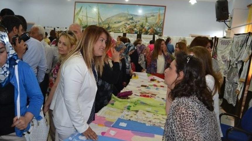 Ceyhan&rsquo;da Kursiyerlerin Yılsonu Sergisi