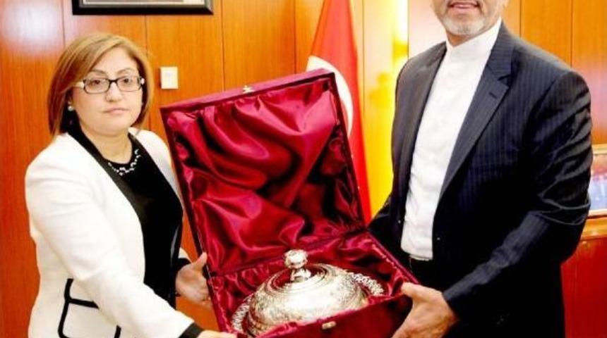 İran B&uuml;y&uuml;kel&ccedil;isi'nden Belediye Başkanı Şahin'e Ziyaret