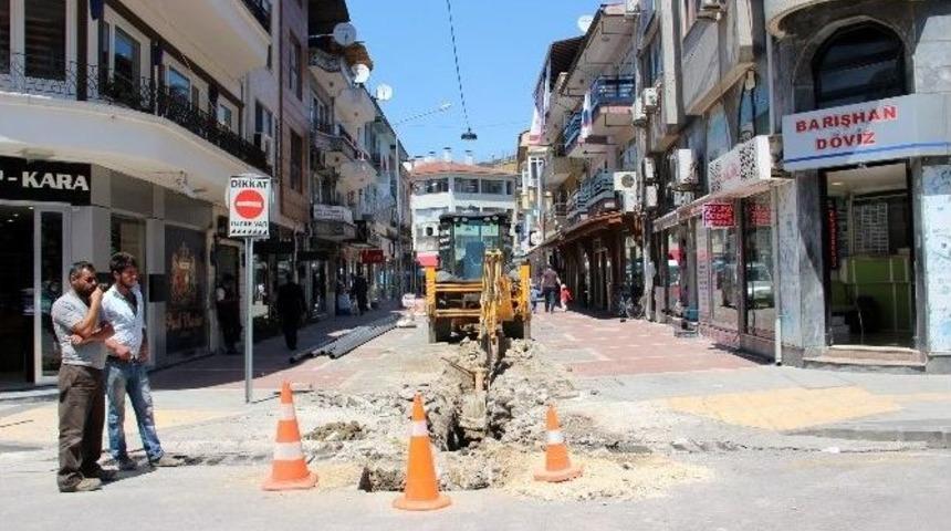 Yalova&rsquo;nın 450 Kilometrelik Şebeke Hattı Değiştiriliyor