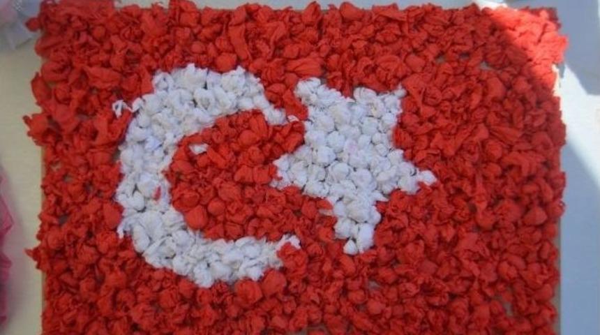 Selendi&rsquo;de Engelli &Ouml;ğrenciler Sergi A&ccedil;tı