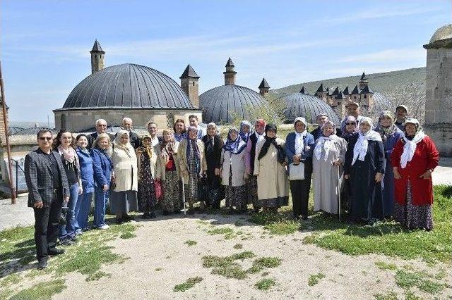 Tebev&rsquo;den Seyyit Battalgazi T&uuml;rbesi Ve S&uuml;caaddin Veli T&uuml;rbesi Ziyareti 2