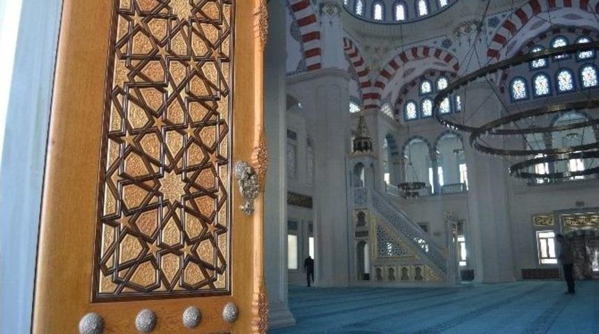 Kırıkkale Nur Camii&rsquo;nin A&ccedil;ılışını Cumhurbaşkanı Erdoğan Yapacak