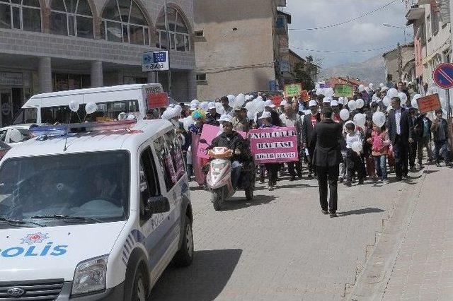 Çelikhan’da Engelliler Yürüyüşü