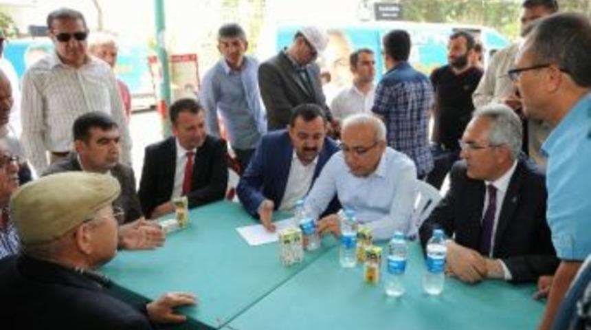 L&uuml;tfi Elvan&rsquo;dan Mahallenin Su Problemine Anında &Ccedil;&ouml;z&uuml;m