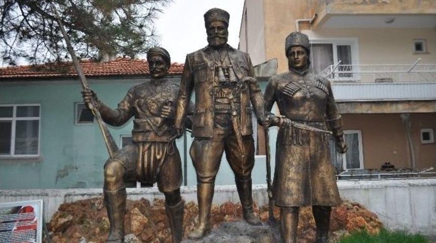 Demirci Akıncıları G&uuml;n Y&uuml;z&uuml;ne &Ccedil;ıkıyor